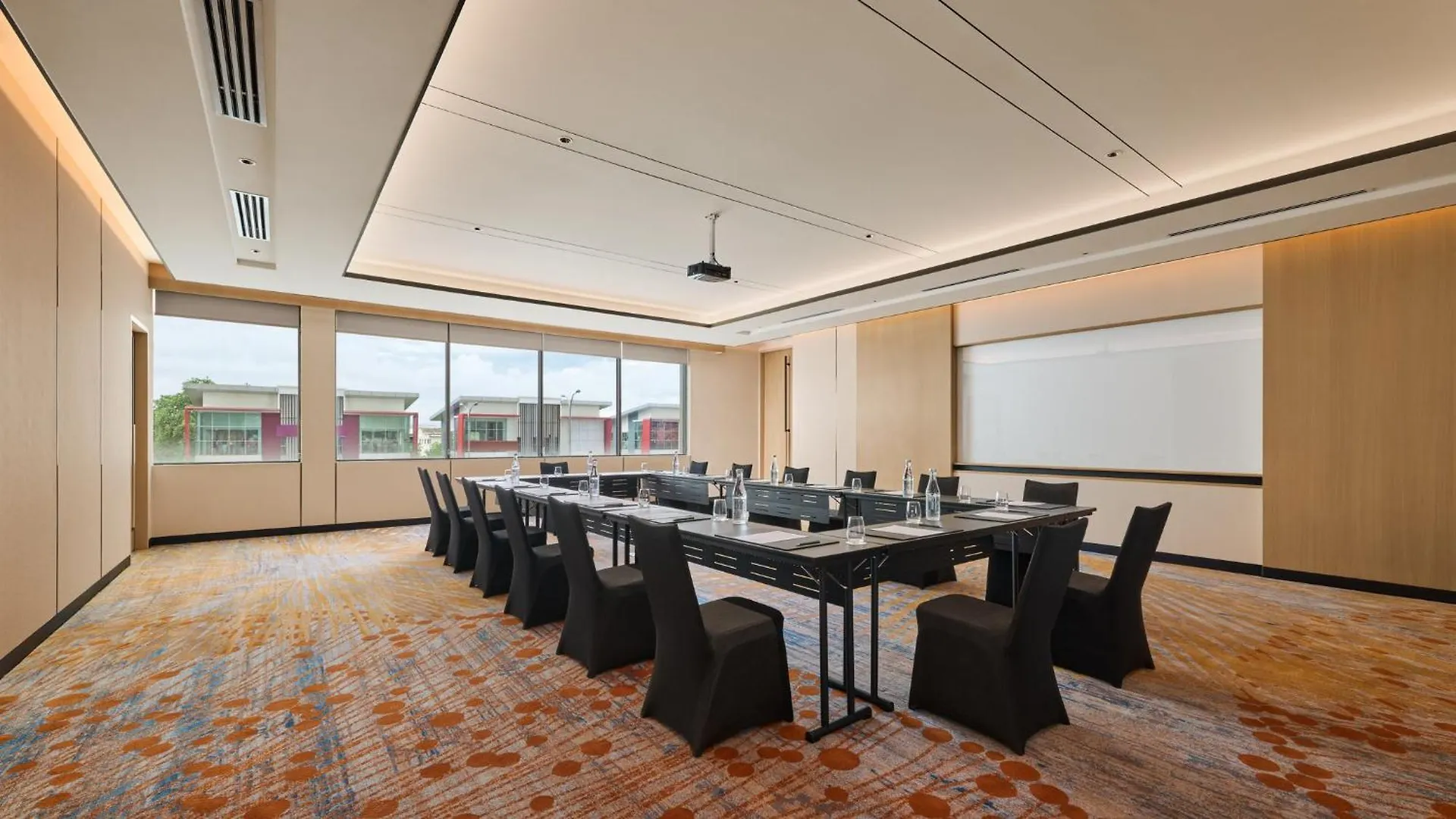 Holiday Inn & Suites Penang Prai By Ihg Bukit Mertajam