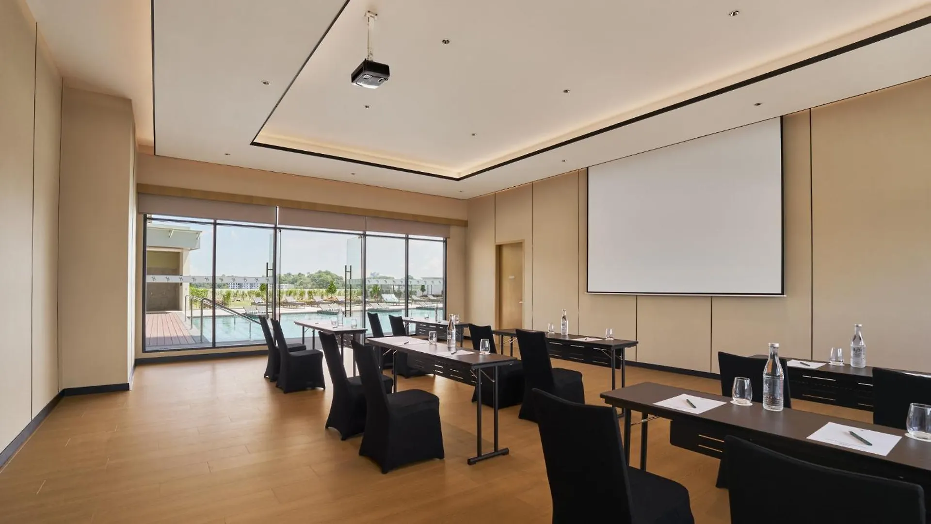**** ホテル Holiday Inn & Suites Penang Prai By Ihg ブキッ・ムルタジャム マレーシア
